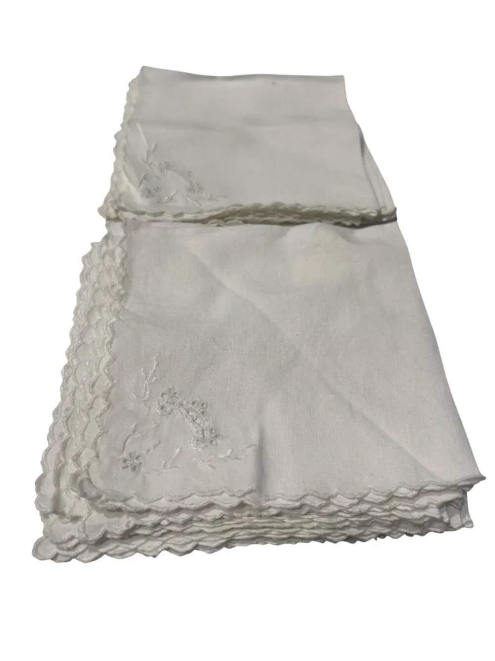 Set of 12 Vintage White Embroidered Napkins / Handkerchief Set With Scalloped Ed